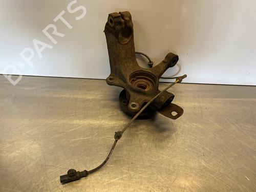 Used Right front steering knuckle Right front steering knuckle CITROËN C1 (PM_, PN_) 1.0 (68 hp) 36048555 36048555