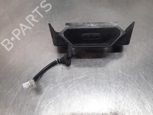 Used Tailgate handle Tailgate handle 19614166 19614166