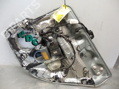 Used Rear right window mechanism Rear right window mechanism VW GOLF IV (1J1) 1.6 (100 hp) 19585252 19585252