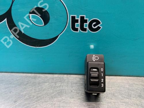 Used Switch OPEL AGILA (A) (H00) 1.0 12V (F68) (58 hp) 19627585