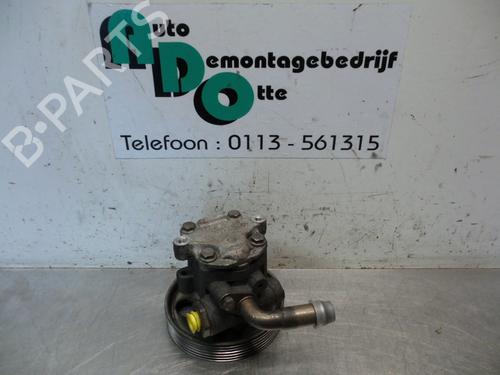 Used Steering pump FORD FIESTA V (JH_, JD_) 1.4 TDCi (68 hp) 19594277