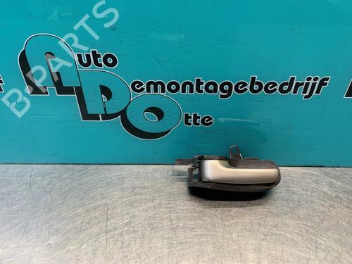 Udvendigt håndtag TOYOTA YARIS (_P1_) 1.3 (SCP12_, SCP13_, SCP12R, SCP13R) (87 hp) 19628223