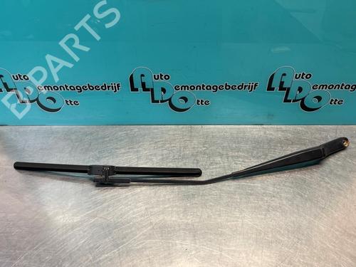 Used Front windshield wiper arm VW GOLF V (1K1) 1.9 TDI (105 hp) 19627872