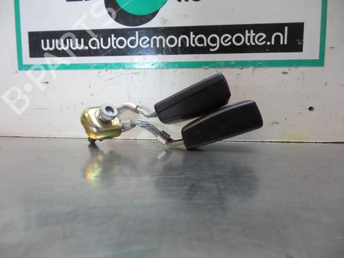 Used Seat buckle VW GOLF V (1K1) 1.6 (102 hp) 19608390