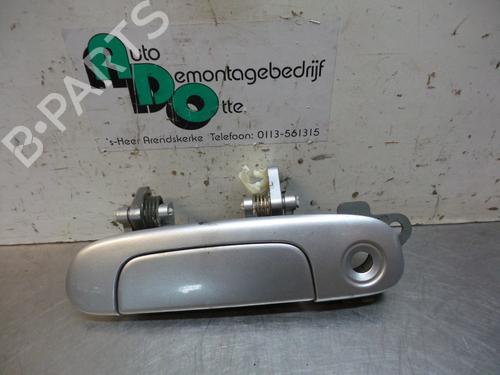 Used Front left exterior door handle MAZDA PREMACY (CP) 1.9 (CP8W) (100 hp) 19602624