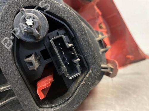 Right taillight PEUGEOT 208 I (CA_, CC_) 1.4 VTi | BP31040332C35