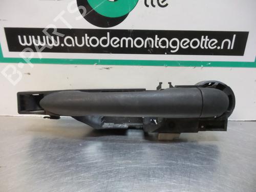 Used Rear left exterior door handle RENAULT CLIO III (BR0/1, CR0/1) 1.2 16V (BR02, BR0J, BR11, CR02, CR0J, CR11) (75 hp) 19606120