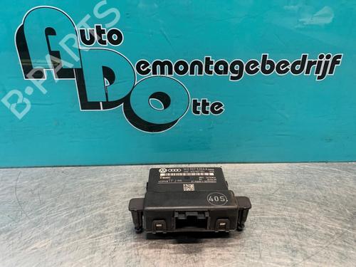Commande Confort VW GOLF VI (5K1) 1.4 TSI (122 hp) 19627251