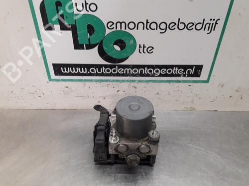 Used ABS pump FIAT PANDA (169_) 1.2 (169.AXB11, 169.AXB1A) (60 hp) 30960273