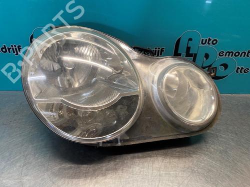Used Right headlight VW POLO (9N_, 9A_) 1.4 16V (75 hp) 28299597