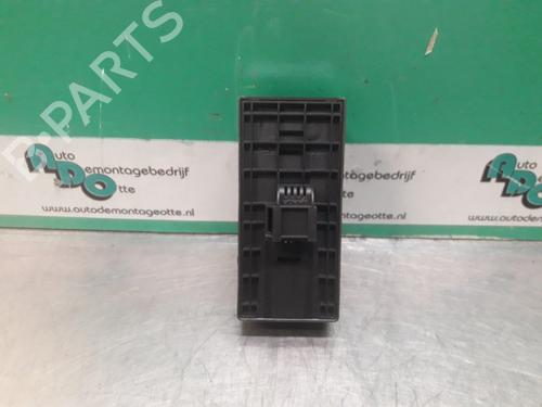 Switch AUDI A4 B7 Avant (8ED) 2.0 | BP19615466I30 - Image 2