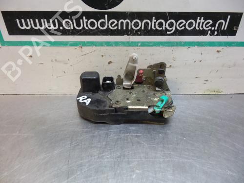 Højre bagtil lås CHRYSLER 300C (LX, LE) 2.7 (193 hp) 19610640