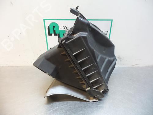 Used Air filter box AUDI A4 B6 (8E2) 2.0 (130 hp) 19611808