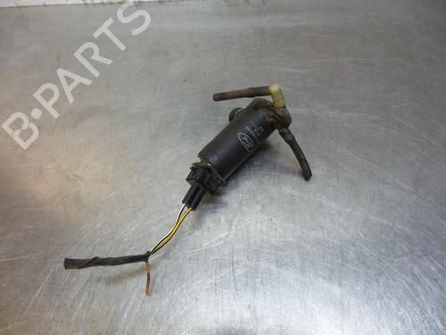 Used Washer pump FORD FIESTA V (JH_, JD_) 1.3 (69 hp) 19595961