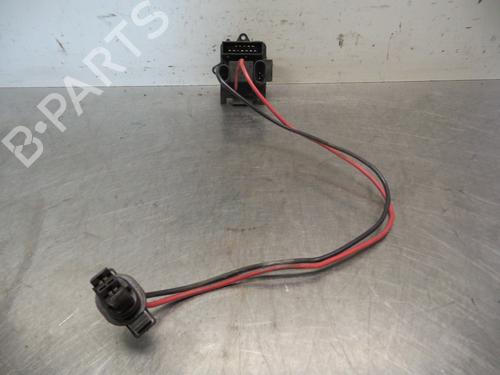 Used Heater resistor Heater resistor RENAULT TRAFIC II Van (FL) 1.9 dCi 100 (FL0C, FL0K, FL0B) (101 hp) 19591078 19591078