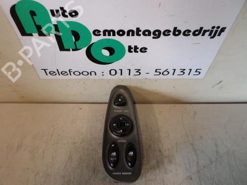Used Switch HYUNDAI COUPE I (RD) 2.0 16V (139 hp) 22763919