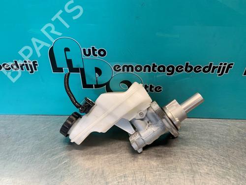 Used Brake master cylinder PEUGEOT 108 1.0 VTi (69 hp) 19625837