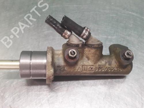 Used Brake master cylinder FIAT MULTIPLA (186_) 1.6 (186AXC1A, 186BMC1A, 186BXC1A) (103 hp) 19615749