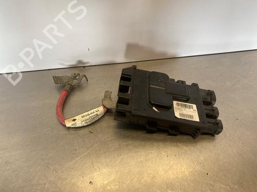 Used Fuse box Fuse box RENAULT GRAND SCÉNIC III (JZ0/1_) 1.4 16V (JZ0F) (131 hp) 34243784 34243784