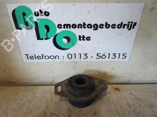 Used Gearbox mount FIAT SCUDO Van (220_) 1.9 D (69 hp) 19588268