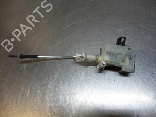 Fuel door actuator VW GOLF PLUS V (5M1, 521) 2.0 TDI 16V | BP19597531E18 