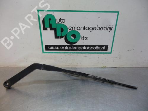 Used Rear windshield wiper arm NISSAN X-TRAIL I (T30) 2.2 DCi (114 hp) 19609609