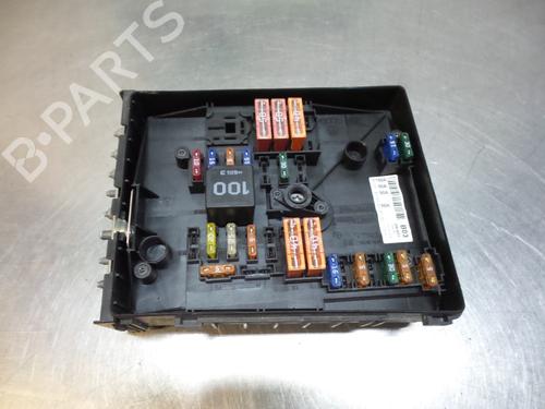 Fuse box VW GOLF V (1K1) 1.6 FSI | BP19608761E1 