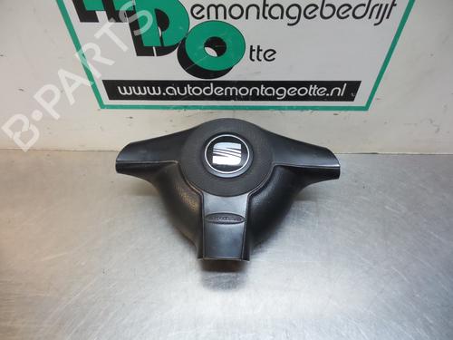 Used Driver airbag SEAT LEON (1M1) 1.9 TDI (110 hp) 19608149
