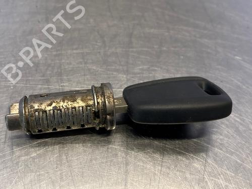 Switch ABARTH 500 / 595 / 695 1.4 (312.AXT1A) | BP38681025I30 - Image 6