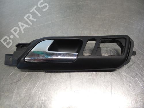 Used Front left exterior door handle VW POLO (9N_, 9A_) 1.9 SDI (64 hp) 19592241