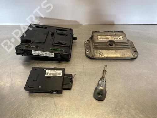 Commutateur Commutateur RENAULT GRAND SCÉNIC III (JZ0/1_) 1.4 16V (JZ0F) (131 hp) 34367297 34367297