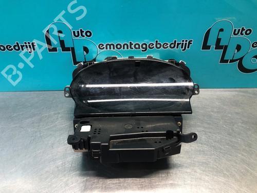 Used Instrument cluster TOYOTA YARIS (_P1_) 1.0 (SCP10_, SCP10R) (68 hp) 28297721