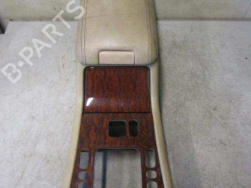Used Armrest / Center console MERCEDES-BENZ E-CLASS (W210) E 320 CDI (210.026) (197 hp) 19588306