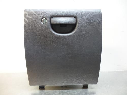 Used Glove box Glove box 19608747 19608747
