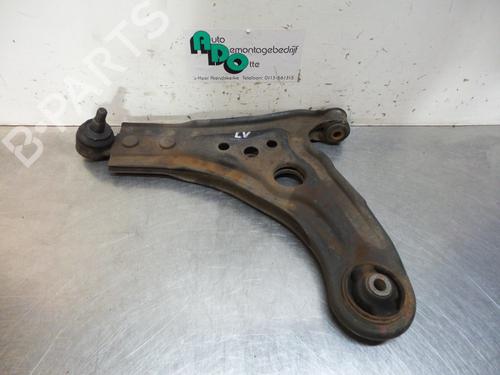 Used Left front suspension arm CHEVROLET AVEO / KALOS Hatchback (T250, T255) 1.4 (101 hp) 19603065