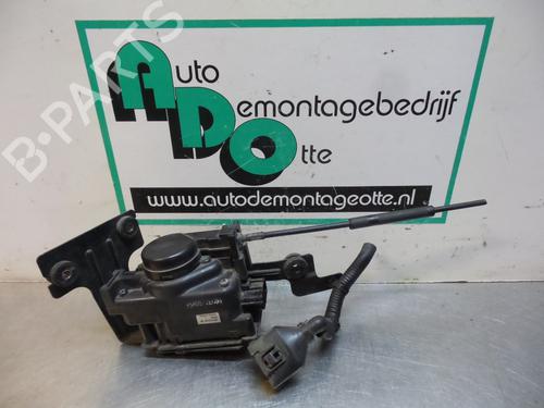 Used Switch KIA SPORTAGE II (JE_, KM_) 2.0 i 16V (141 hp) 19609500
