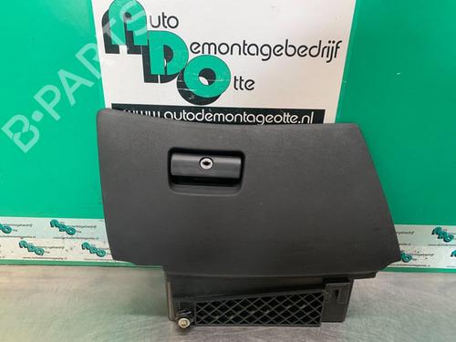 Used Glove box Glove box BMW 5 (E39) 523 i (170 hp) 19620698 19620698