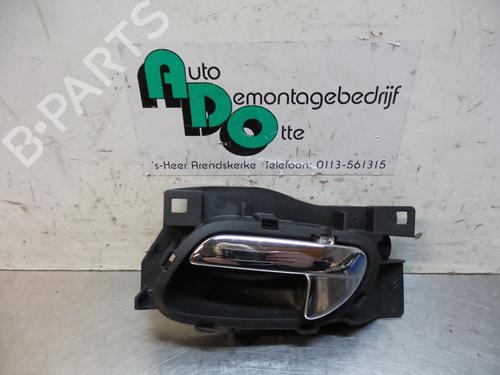 Used Front left exterior door handle PEUGEOT 407 SW (6E_, 6D_) 3.0 (211 hp) 19600441