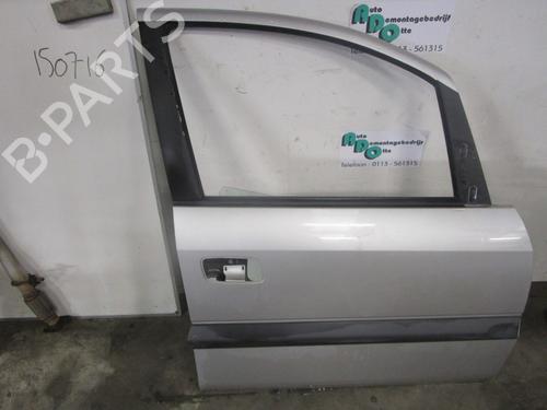 Used Right front door OPEL ZAFIRA A MPV (T98) 2.0 DTI 16V (F75) (101 hp) 19590526
