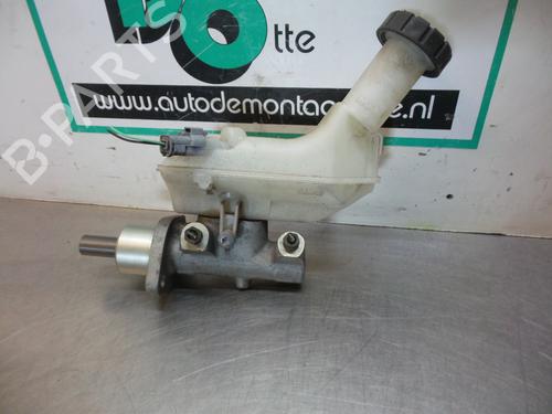 Used Brake master cylinder Brake master cylinder 19608407 19608407