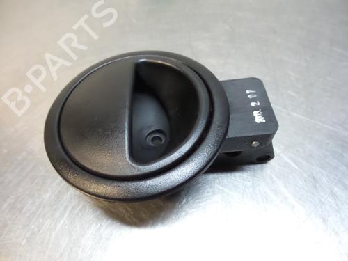 Used Rear left exterior door handle DAEWOO KALOS (KLAS) 1.4 16V (94 hp) 19601408