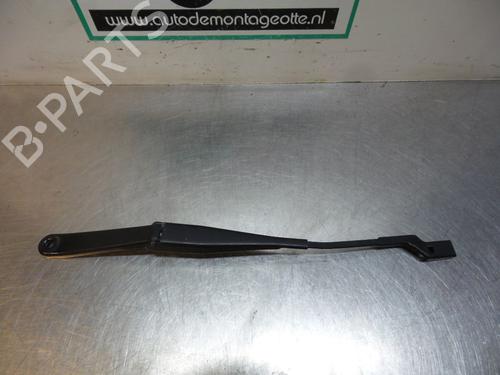 Used Front windshield wiper arm FORD FIESTA VI (CB1, CCN) 1.0 EcoBoost (125 hp) 19608891