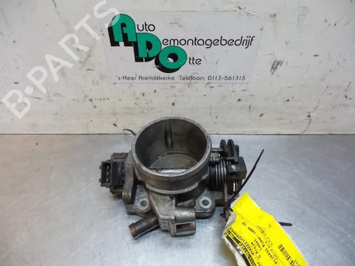 Used Throttle body VW GOLF III (1H1) 2.0 (115 hp) 19585034