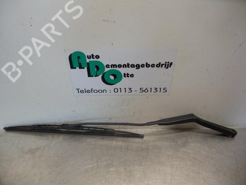 Used Front windshield wiper arm Front windshield wiper arm 19592379 19592379