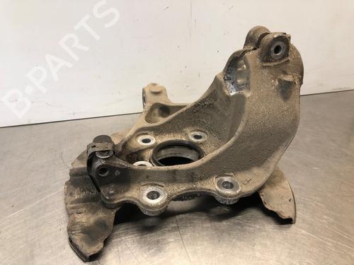 Used Left front steering knuckle VOLVO V40 Hatchback (525) D2 (114 hp) 30052151