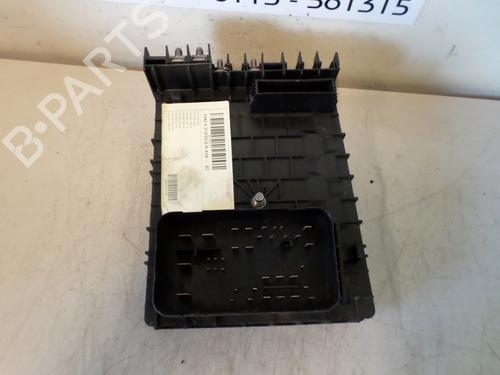 Fuse box VW TOURAN (1T1, 1T2) 2.0 FSI | BP19586359E1 