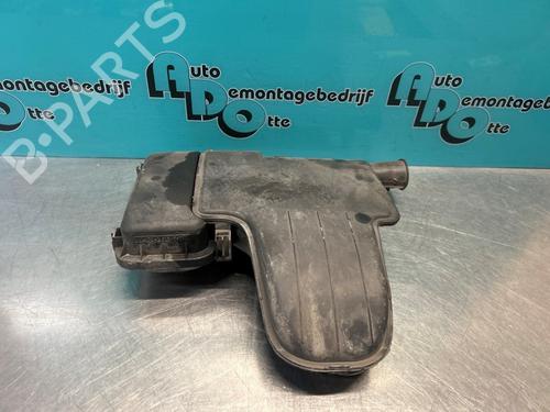 Used Air filter box PEUGEOT 107 (PM_, PN_) 1.0 (68 hp) 28298512