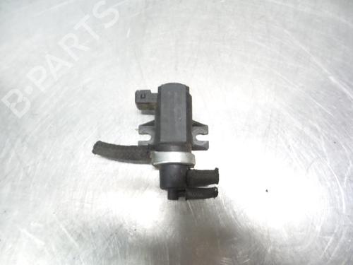 Used Electronic sensor VW TRANSPORTER T4 Bus (70B, 70C, 7DB, 7DK, 70J, 70K, 7DC, 7DJ) 2.5 TDI (102 hp) 19590761
