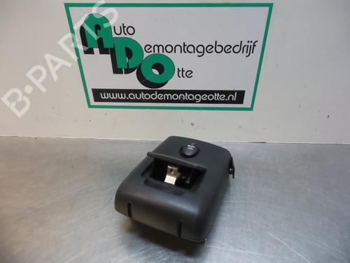 Used Ashtray TOYOTA AVENSIS Estate (_T25_) 1.8 VVT-i (ZZT251_, ZZT251R) (129 hp) 19605671