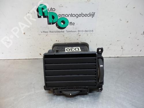 Used Air vent KIA CERATO I Hatchback (LD) 1.6 (105 hp) 19602076